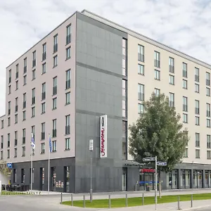 3* מלון Hampton By Hilton Frankfurt Centre