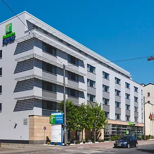 3* מלון Express Frankfurt Messe By Ihg
